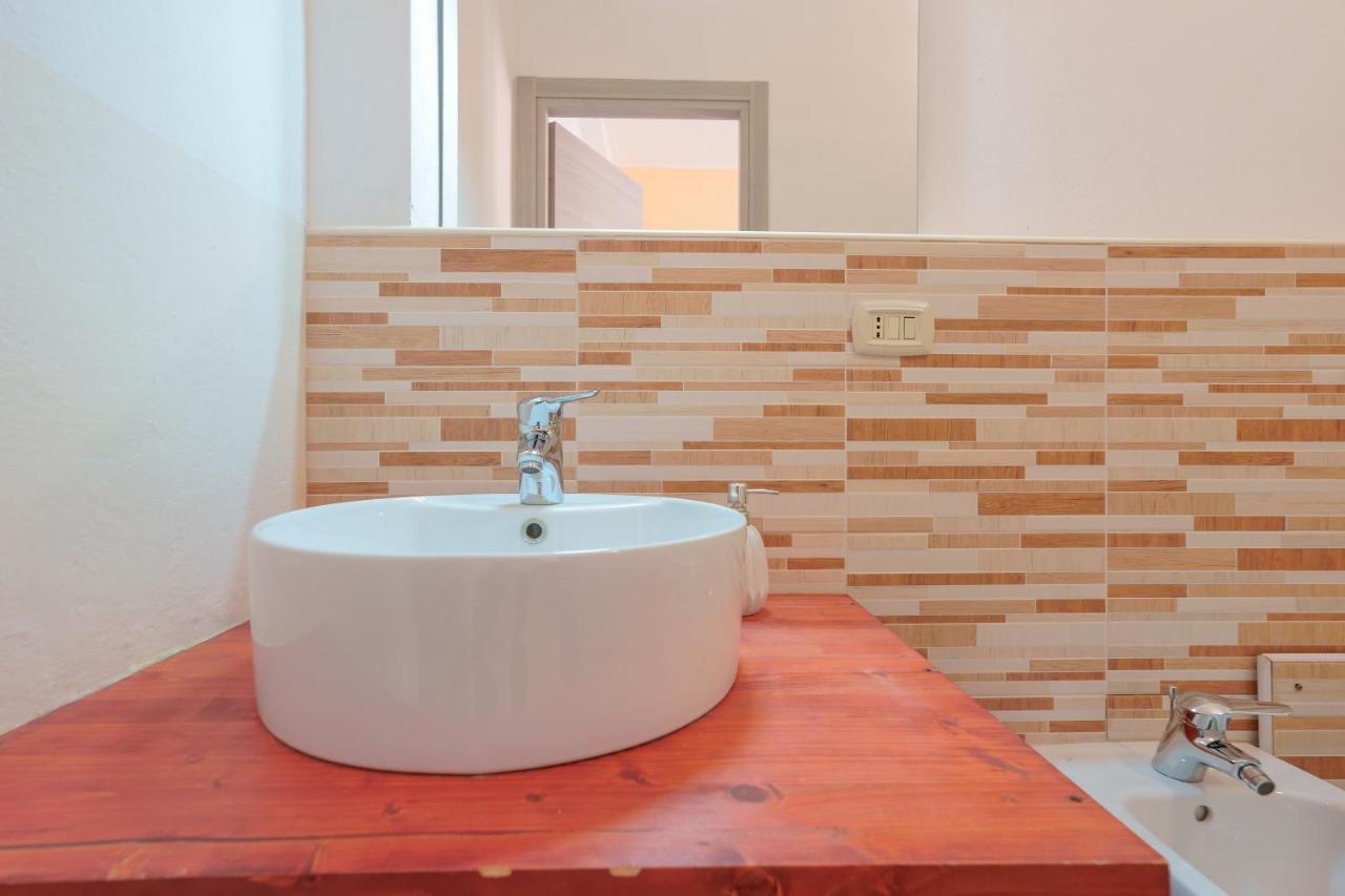 Bissenti Rooms - Eja Sardinia Cagliari Exteriör bild